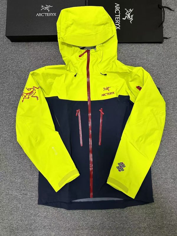 Arc’teryx Alpha GORE-TEX Ограниченная серия к Году Дракона — изображение 2