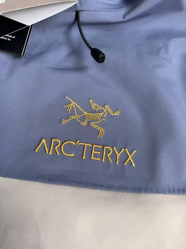 Arc’teryx Alpha  GORE-TEX Ограниченная серия к Году Змеи — изображение 3