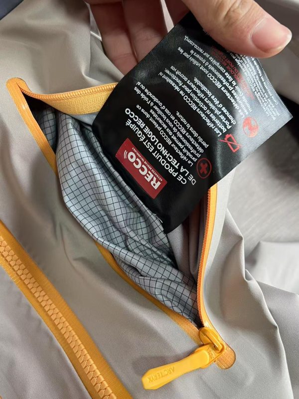Arc’teryx Alpha  GORE-TEX Ограниченная серия к Году Змеи — изображение 6