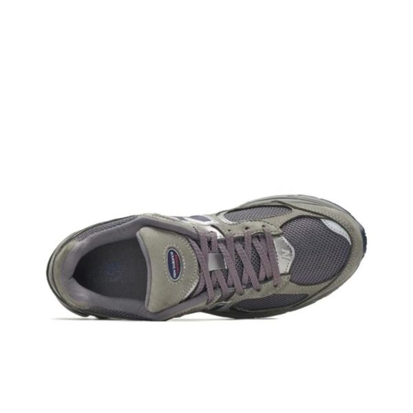 New Balance 2002R Кроссовки ретро — изображение 3