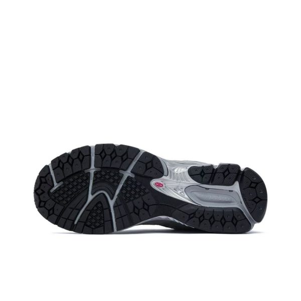 New Balance 2002R Кроссовки ретро — изображение 4