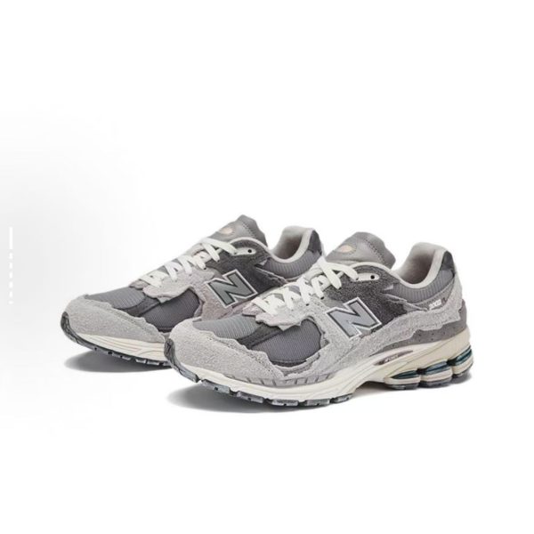 New Balance 2002R Кроссовки ретро — изображение 3