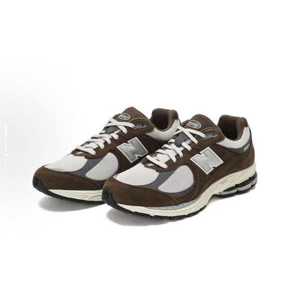 New Balance 2002R Кроссовки ретро — изображение 3