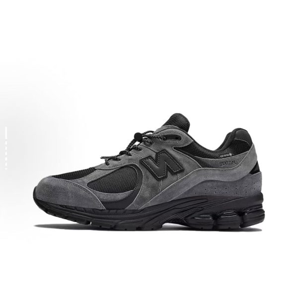 JJJJound X New Balance 2002R GORE-TEX Кроссовки ретро