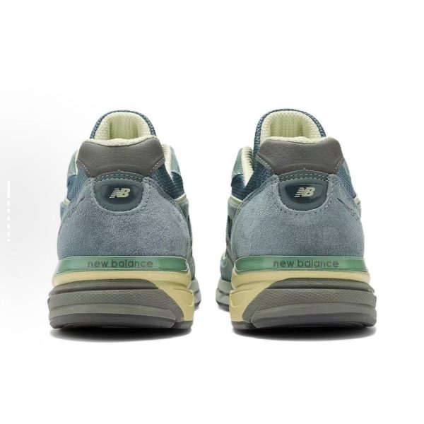 Auralee X New Balance 990v4 MIU — Легендарная модель из США — изображение 4