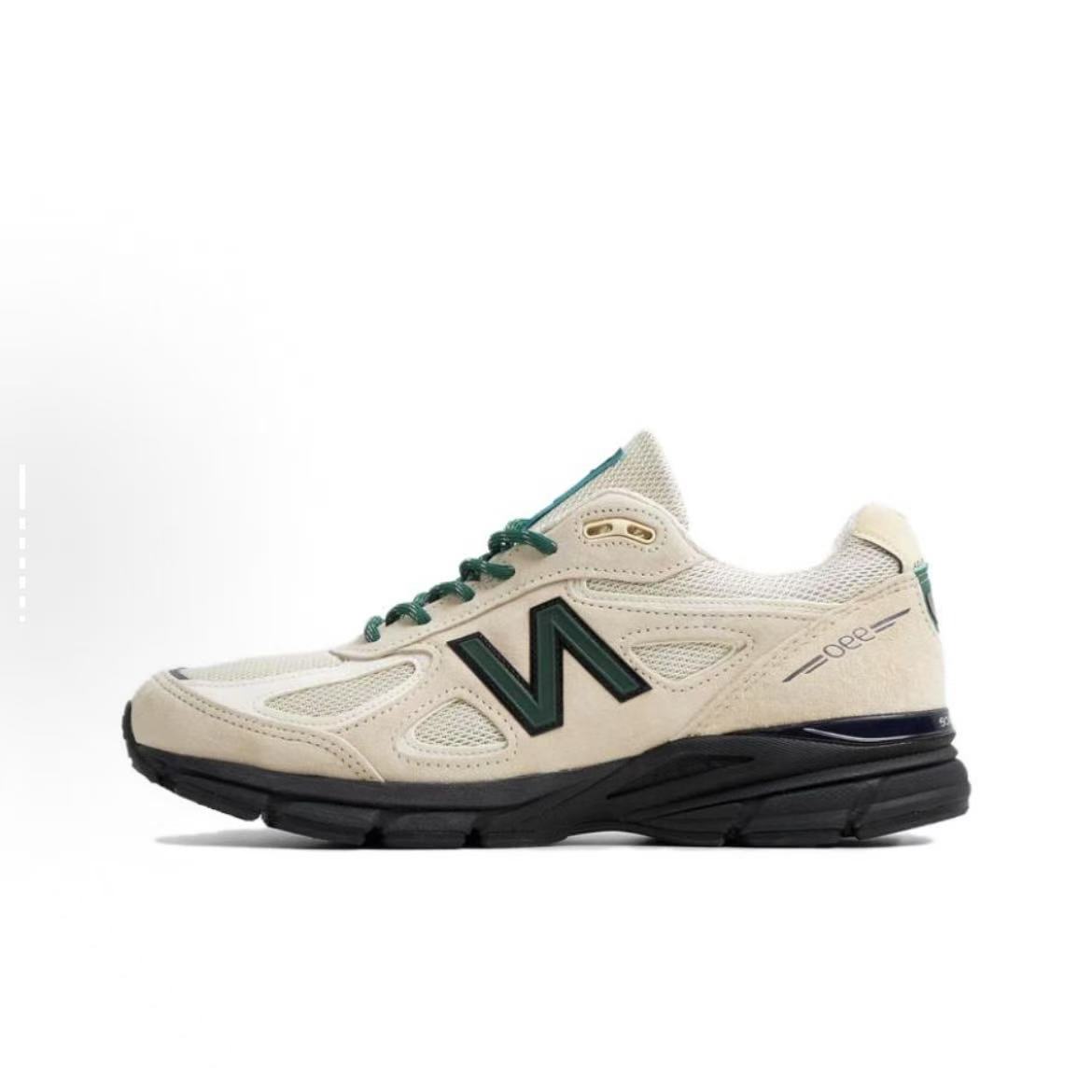 New Balance 990v4  — Легендарная модель из США