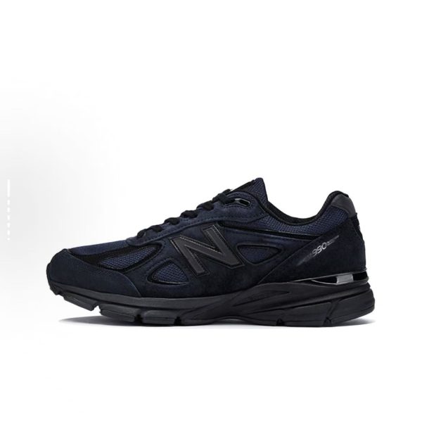 New Balance 990v4  — Легендарная модель из США