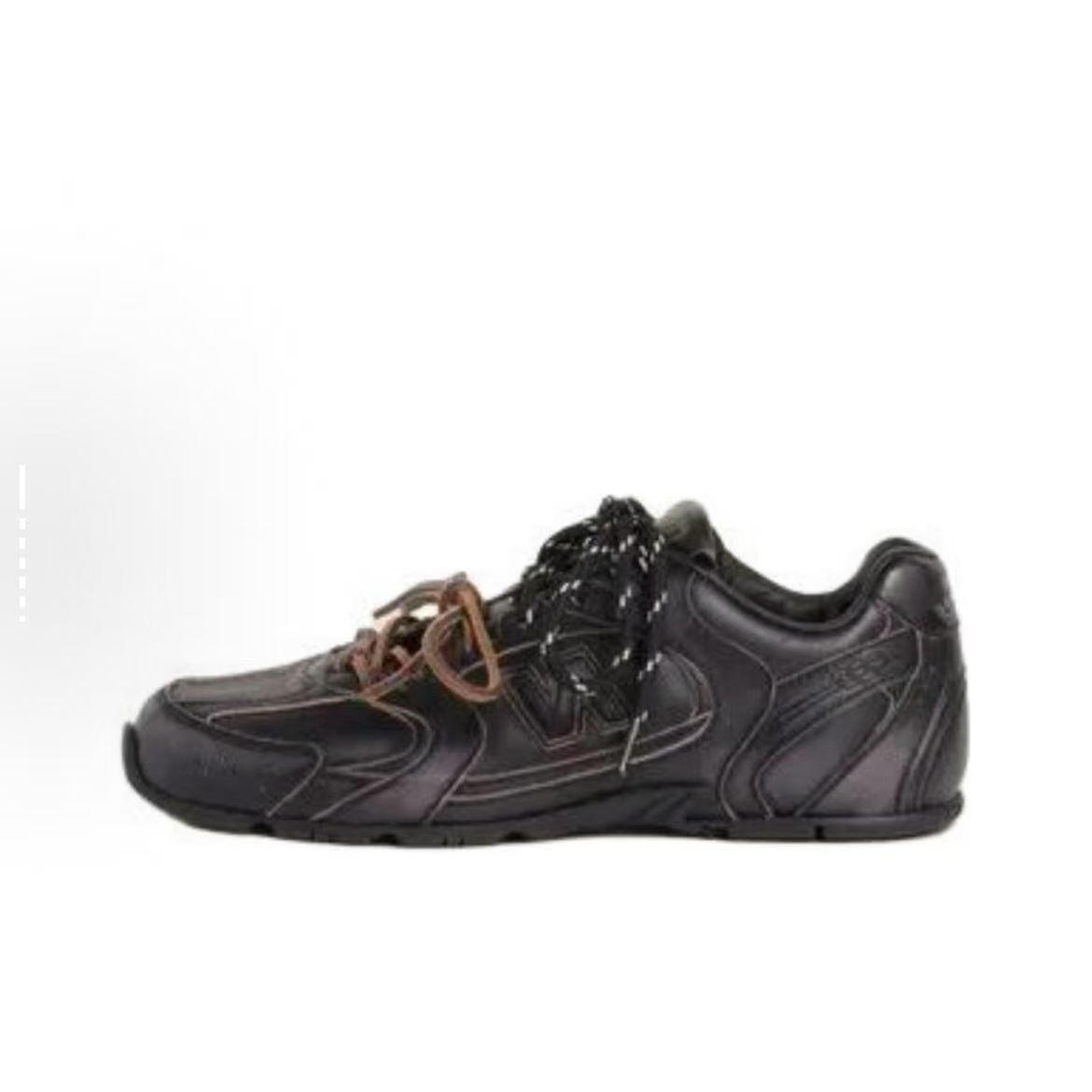MIUMIU X NEW BALANCE 530