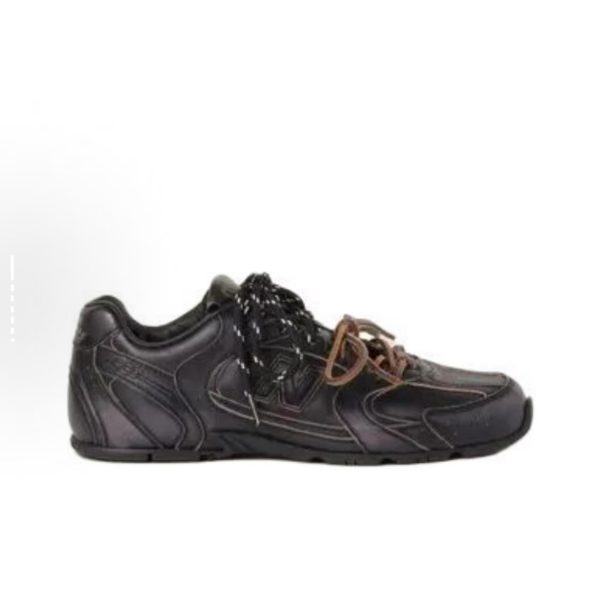 MIUMIU X NEW BALANCE 530 — изображение 2